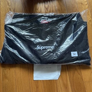 New FW18 SUPREME BOX LOGO CREWNECK SWEATSHIRT BLACK SIZE M Medium 2018 - Picture 1 of 2