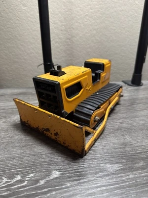 Vintage 1970s Tonka Orange BullDozer T-6 Pressed Steel 9 inch USED see pictures - Image 1 of 4