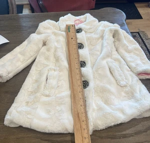 Girls White Faux Fur Long Coat/Jacket M(5/6) Designer Buttons Soft Excellent - Picture 1 of 14