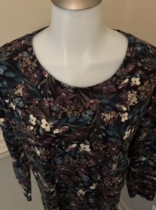 J JIll Simply Supima Rundhalsausschnitt Tunika dunkel geblümt weich Langarm Oberteil Small SCHÖN - Bild 1 von 11