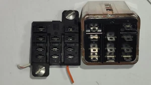 RELÉ SCHNEIDER W388ACPX-14, 3 PDT, 11 AMP, 120 V, BOBINA DE 28 VDC. - Imagen 1 de 12