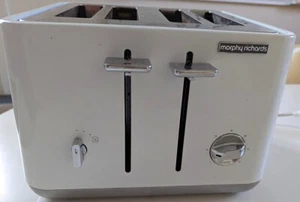 Morphy Richards 4 Scheiben Toaster Weiss Defrost - Bild 1 von 4