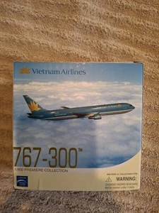 Diecast 1:400 Vietnam Airlines , Premiere Collection - Picture 1 of 9