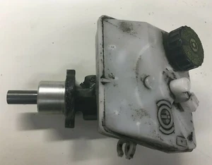 Peugeot 206 2004 5 Door - Brake Master Cylinder - 0335088661 - Picture 1 of 6