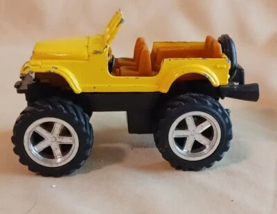 Jeep Wrangler Yellow Buddy L 2003 fundido a presión  Foto 1 de 4