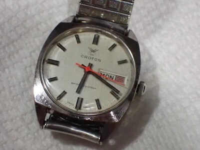 ANDA-F-392 Croton 17 Jewel Men's Manual Wind Wristwatch Runs Fast Linen Dial - Image 1 of 4