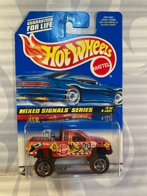 Hot Wheels 1998 ''señales mixtas'' #735 = camión Nissan = naranja casi nuevo Foto 1 de 2