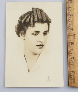 Bottiglia fotografica vintage riccioli donna ritratto - Foto 1 di 3