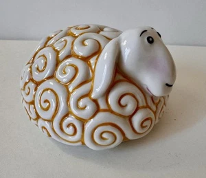 Villeroy & Boch Porcelain Happy Farm Sheep Lidded Butter Dish 5" x 3" - Picture 1 of 10
