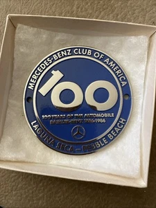 Vintage Original 1986 Pebble Beach Concours DAIMLER-BENZ MERCEDES Grille Badge - Picture 1 of 5