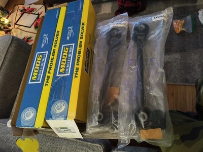 Brand NEW Set Of (2) Genuine Moog Suspension Rear Upper Trailing Arms RK660903  - Image 1 of 4