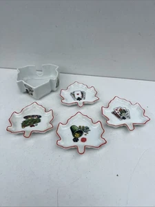 Set Of 4 Maple Leaf Shaped Card Games Trinkets With Holder - Picture 1 of 4