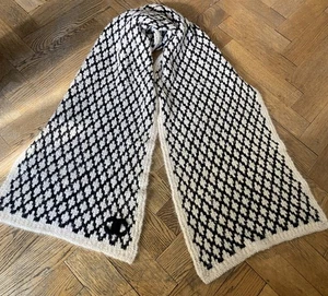Original Chanel dicker XL Kaschmir CC Bouclé Schal schwarz creme - Bild 1 von 13