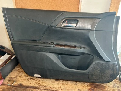 13 14 15 16 17 本田 ACCORD 前左驱动侧门板 4 门黑色 — 第 1/4 张图片