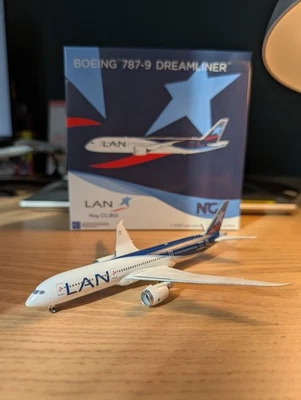 NG Models 1:400 LAN Chile Boeing 787-9 CC-BGI (55091) - Immagine 1 di 4