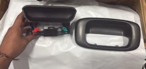 15997911 Upgraded Metal Tailgate Handle Latch, with Plastic Bezel Trim Rod Clips - Picture 1 of 8