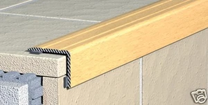 7,77€/m Treppenkantenprofil Treppenstufenprofil Treppenwinkel selbstklebend C03 - Bild 1 von 12