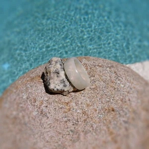 White Pearl Resin Ring with Red Color Shift - Unisex - Handmade to Order - Picture 1 of 3