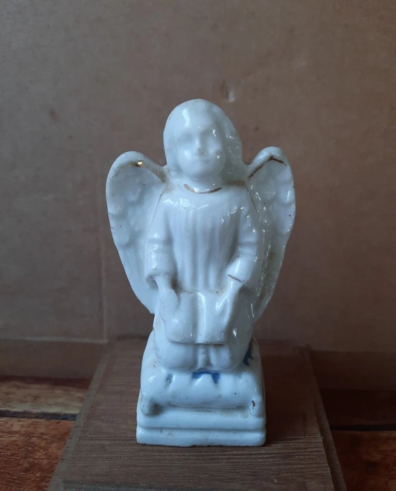 Statuette Porcelaine Ancienne - Ange et les Saintes Ecritures - 19ème - Photo 1/1