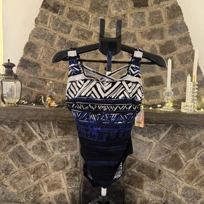 St. John’s Bay Secretly Slender Size 8 One Piece Swimsuit Blue Multi Geometric - Image 1 of 4