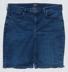 CURVES 360 by NYDJ US women’s16 Blue Stretch Denim Bermuda Length Jean Shorts - Picture 1 of 4