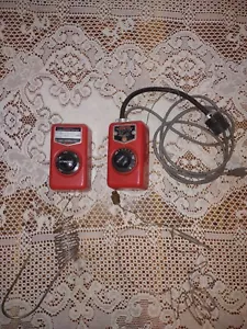LOT OF 2 CHROMALOX TEMPERATURE CONTROL AR-1015 PLUS ARR-2529 - Picture 1 of 9