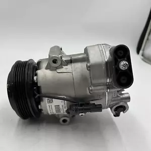 GM Parts 15-22226 Air Conditioning Compressor and Clutch Assembly 13414019 - Picture 1 of 6