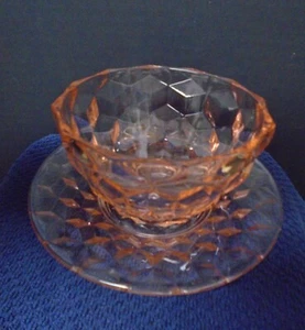 Pink Deppresstion Glass Cube Pattern Bowl And Saucer - Picture 1 of 6