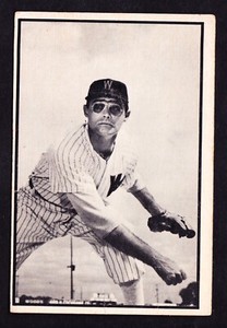 1953 BOWMAN BLACK & WHITE #9 WALT MASTERSON SENATORS