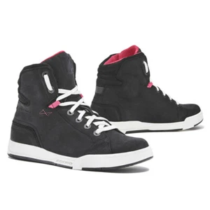 motorcycle boots womens | Forma SWIFT LADY dry waterproof urban street city pink - Picture 1 of 3