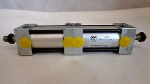 NEU PHD AV2B-1-1/8X1X3/4-E-P DOPPELSTAB PNEUMATIKZYLINDER - Bild 1 von 2