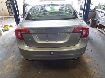 Hub Rear XC70 FWD Fits 08-16 VOLVO 70 SERIES 9825071 - Image 1 of 4