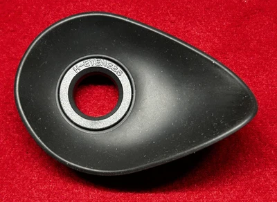 Hoodman HoodEYE Eyecup H-EYEN22s for Nikon Square Eyepiece Models (small) - Image 1 of 4