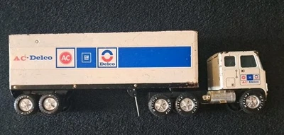 Vintage Nylint Pressed Steel  18 Wheeler Toy Semi Truck AC Delco GM 21 Inch - Image 1 of 4