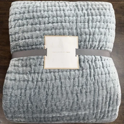 POTTERY BARN TEEN VELVET PICK-STITCH QUILT, FULL/QUEEN ~ BLUE - Image 1 of 4