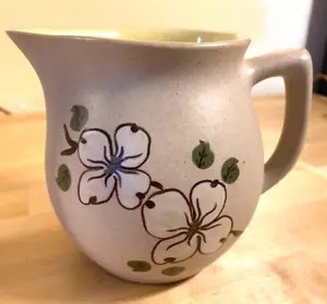 Vintage Pigeon Forge Art Pottery Pitcher Dogwood Design 5”T 6”W - Picture 1 of 2