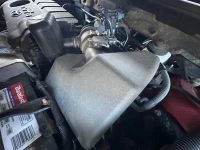 Used Air Cleaner Assembly fits: 2012 Toyota Rav4 4 cylinder 2ARFE engine Grade A - Image 1 of 4