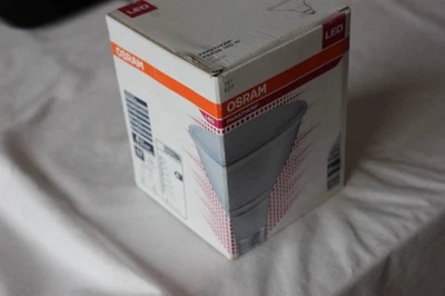 Osram Parathom Strahler Lampenleuchte, warm-weiß 2700K, 1035lm - Bild 1 von 4