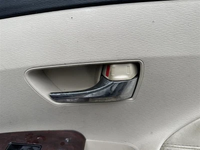 Maçaneta interna da porta dianteira do passageiro 2009 10 11 12 13 14 15 Toyota Venza - Imagem 1 de 4