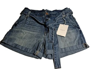 KanCan for Maurices Size 9/28 High Rise shorts 1 Button - Picture 1 of 7