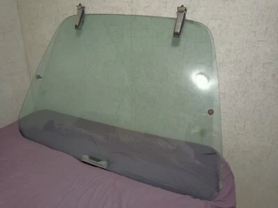 Ford Pinto 1977-1980 escotilla trasera todo cristal con herrajes Foto 1 de 4