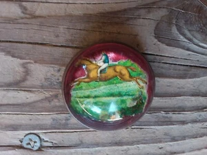 Antike Glaskuppel Pferd Pinback Knopf Brosche Reiter Deko Sammeln Vintage - Bild 1 von 5