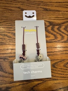Heyday Tech Charms Floral Design for iPhone Pack of 2 New - Picture 1 of 5