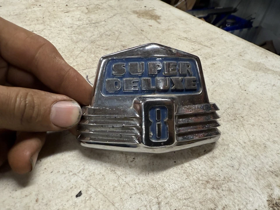 1946 1947 年福特超级豪华木头刺绣原装平头 V8 — 第 1/4 张图片