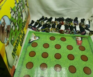 The Penguins Of Madagascar Memory Match Board Game Nickelodeon 2009 DreamWorks  - Picture 1 of 10