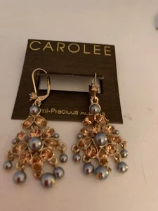 "Pendientes colgantes semipreciosos tono oro carolee de $65 2"" L19" - Imagen 1 de 6