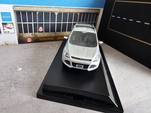 Ford Kuga (Escape) Greenlight 1/43 in argento, come Minichamps... raro! - Foto 1 di 6
