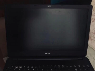 Computer Acer, Windows 10, 2015. - Immagine 1 di 4