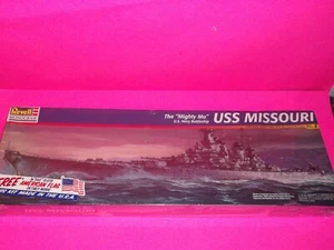 1998 Revell Monogram USS MISSOURI "The Mighty Mo" 1/535 #85-0301 - New / Sealed - Picture 1 of 2