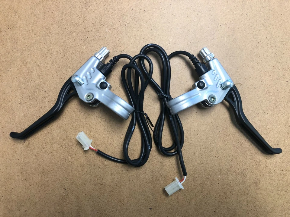 Новый рычаг стояночного тормоза других производителей с выключателем питания матовый серебристый/черный - Изображение 1 из 1